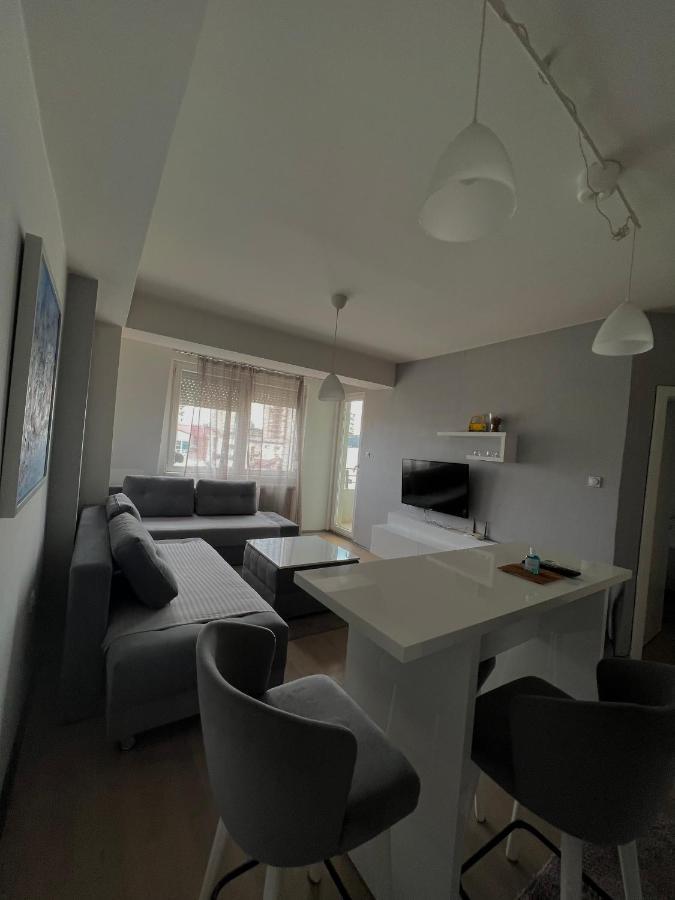 Cozy Apartment In The City Center Скопие Екстериор снимка